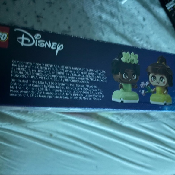 LEGO Disney Princess Castle Set with Green and Blue - Picture 6 of 8